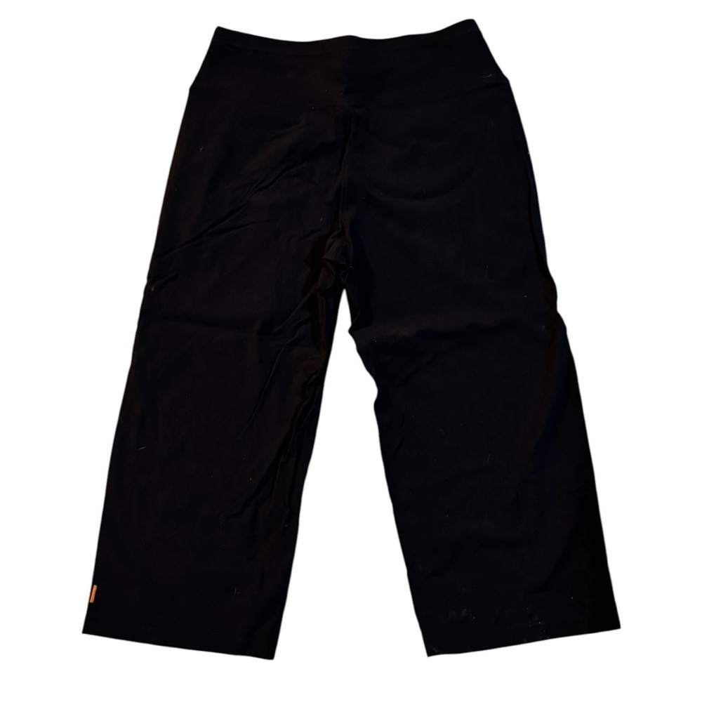 XS Lucy yoga crop jet black yoga pants with pockets and zippers‎